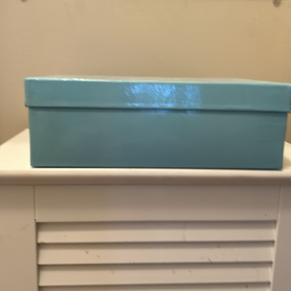 Neutral color heels - Picture 10 of 10